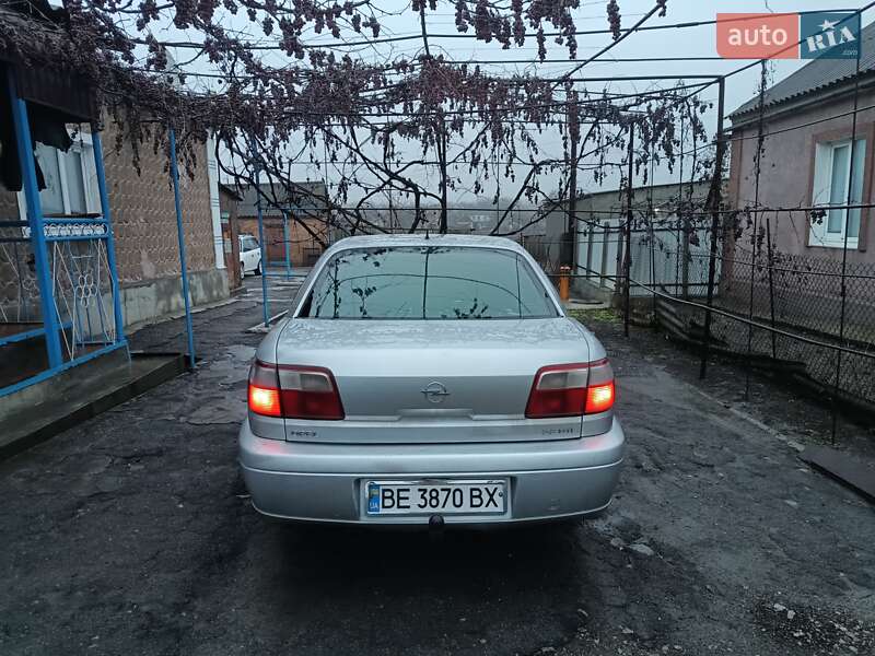 Седан Opel Omega 2001 в Казанці