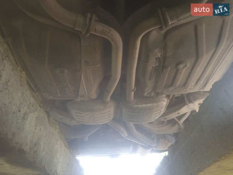 Седан Opel Omega 1997 в Буську