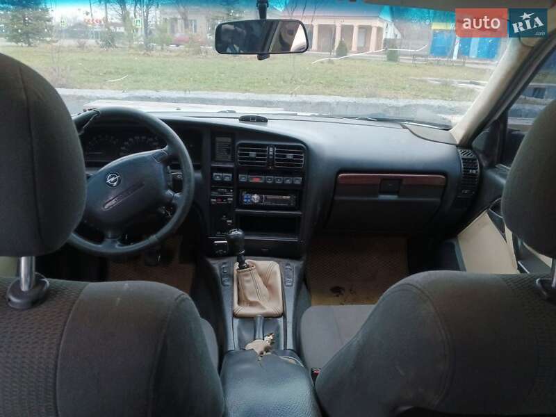 Універсал Opel Omega 1988 в Шрамківці