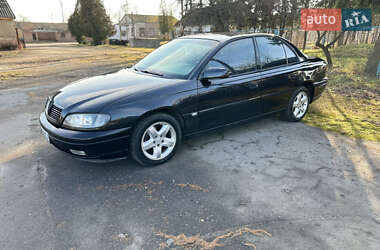 Седан Opel Omega 2003 в Луцьку