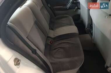 Седан Opel Omega 1995 в 