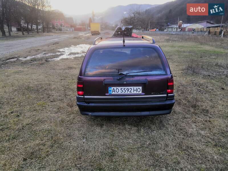 Універсал Opel Omega 1993 в Рахові
