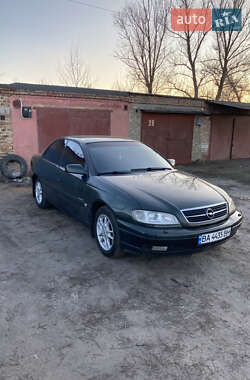 Седан Opel Omega 2001 в Олександрії