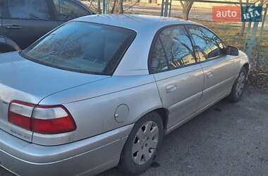 Седан Opel Omega 2001 в Черкасах