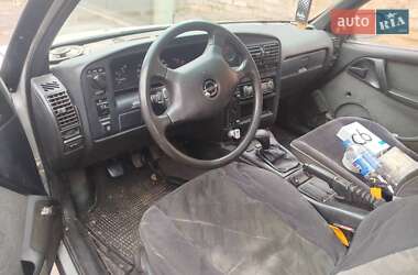 Седан Opel Omega 1991 в 