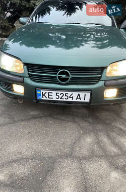 Седан Opel Omega 1997 в Кривом Роге