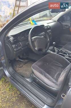 Седан Opel Omega 1995 в 
