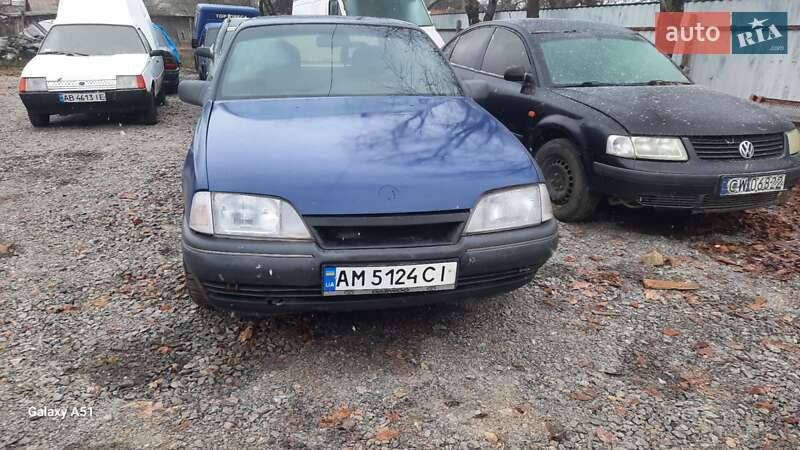 Седан Opel Omega 1989 в Немирове