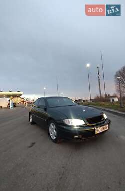 Седан Opel Omega 2000 в Львові