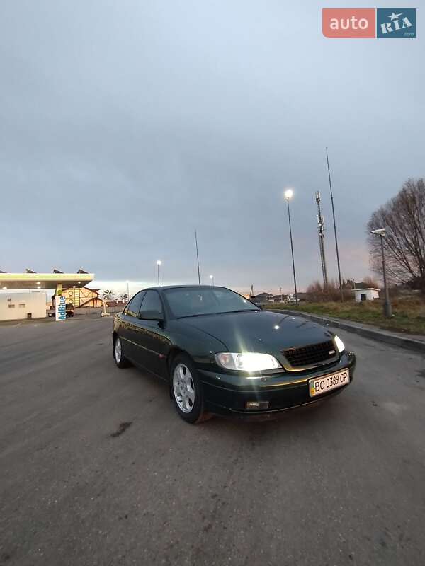 Opel Omega 2000