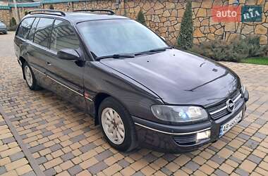 Универсал Opel Omega 1998 в Могилев-Подольске