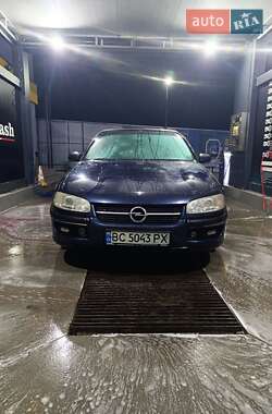 Седан Opel Omega 1995 в Львове