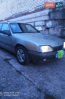 Седан Opel Omega 1986 в Николаеве