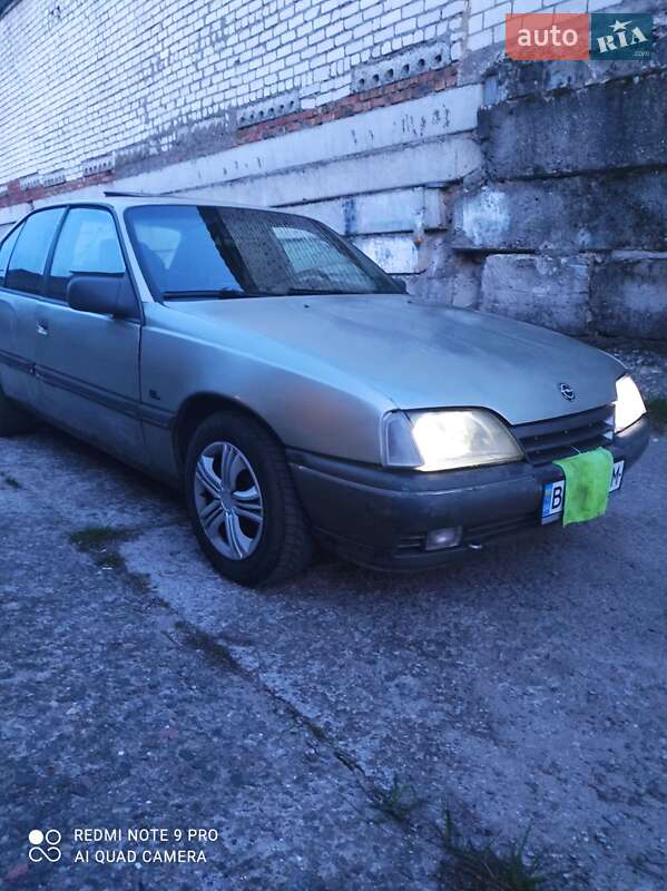 Седан Opel Omega 1986 в Миколаєві