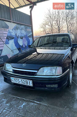 Универсал Opel Omega 1990 в Кельменцах