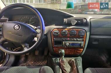 Седан Opel Omega 1999 в 