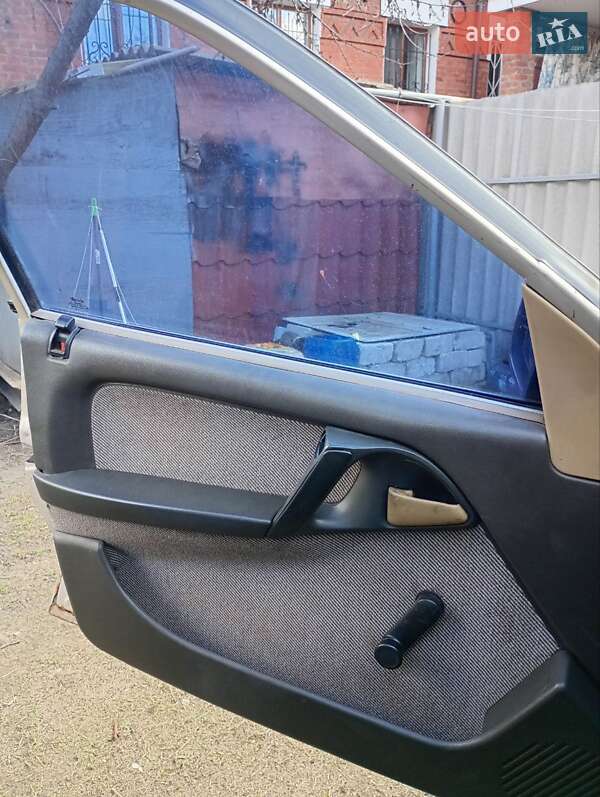 Универсал Opel Omega 1991 в Харькове фото 13 Универсал Opel Omega 1991 в Харькове