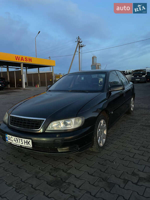 Седан Opel Omega 2001 в Луцке