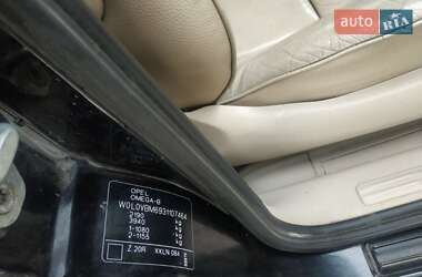 Седан Opel Omega 2003 в 
