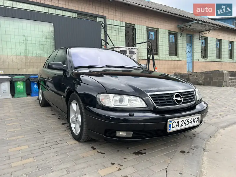 Opel Omega 2002