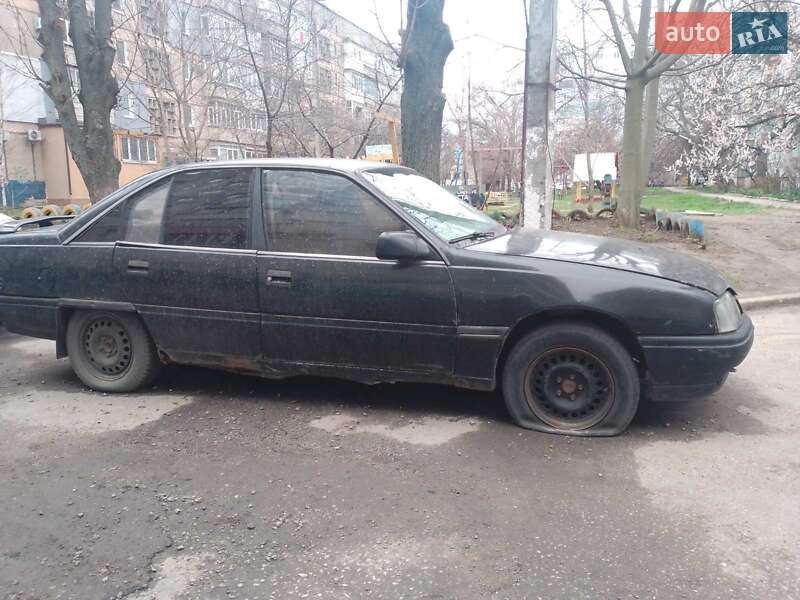 Седан Opel Omega 1990 в Кропивницком