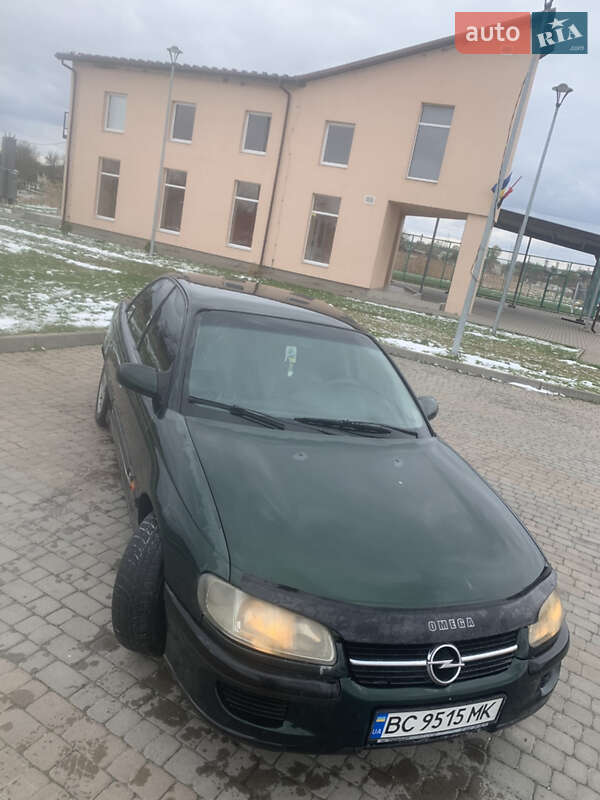 Седан Opel Omega 1995 в Жидачове