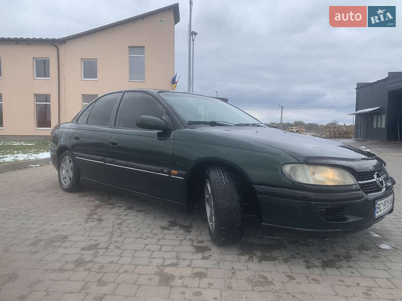 Седан Opel Omega 1995 в Жидачове