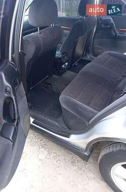 Седан Opel Omega 1998 в 