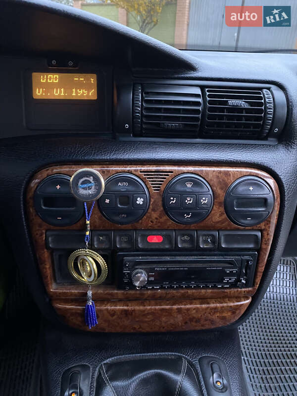 Седан Opel Omega 1997 в Чернівцях