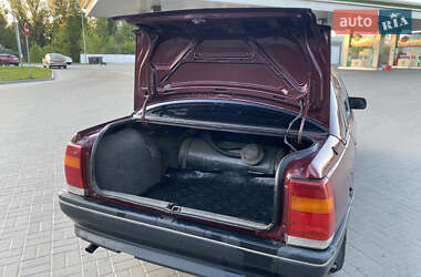 Седан Opel Omega 1990 в 