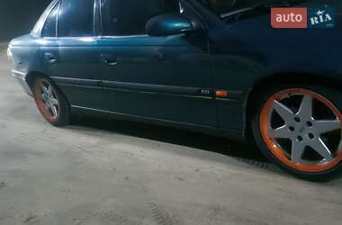 Седан Opel Omega 1996 в 