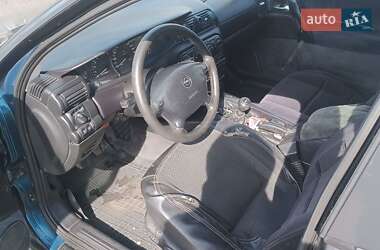 Седан Opel Omega 1996 в 