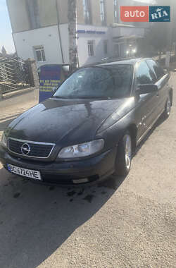 Седан Opel Omega 2001 в Заставній