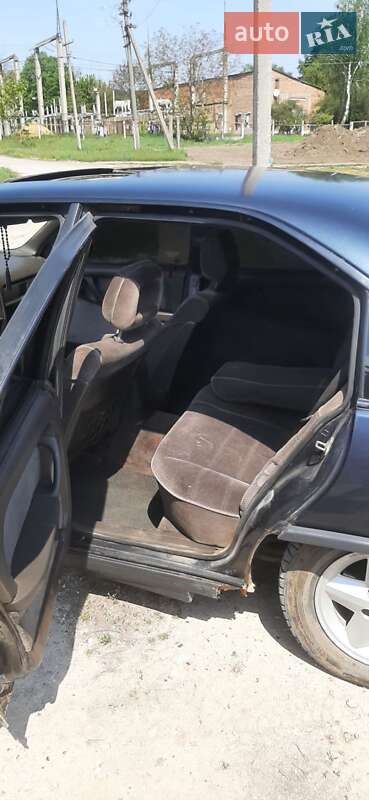 Седан Opel Omega 1989 в Могилів-Подільському