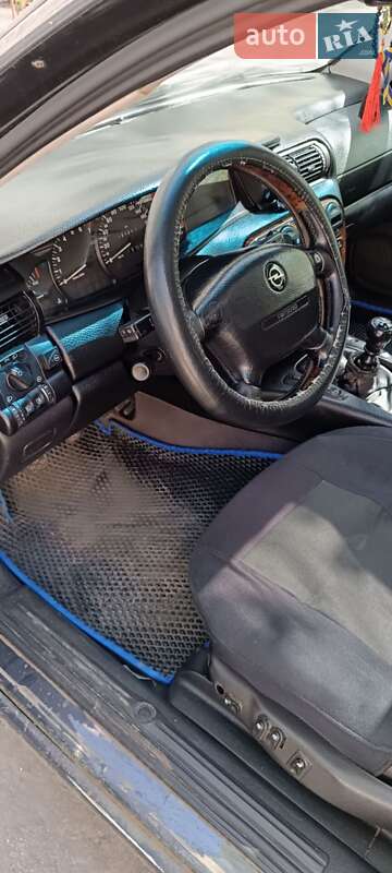 Седан Opel Omega 1997 в 