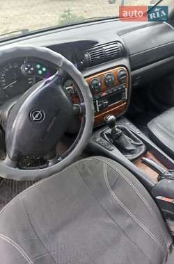 Седан Opel Omega 1997 в Харькове