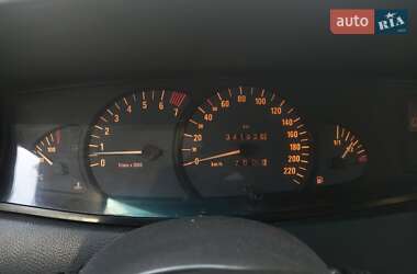 Седан Opel Omega 2002 в 