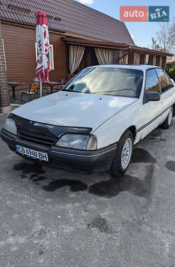 Седан Opel Omega 1987 в Коропе