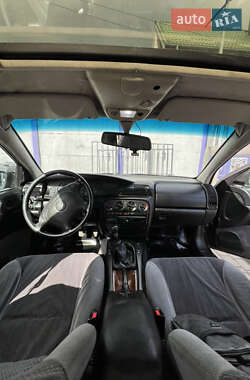 Седан Opel Omega 1995 в 