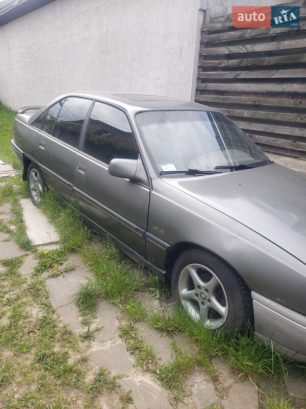 Opel Omega 1988 Opel Omega 1988
