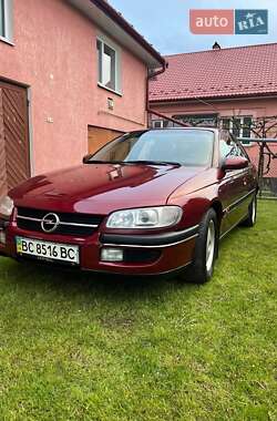 Седан Opel Omega 1995 в Стрые