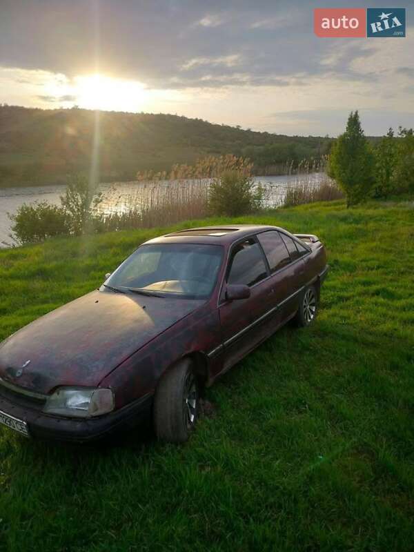 Седан Opel Omega 1994 в Южноукраїнську