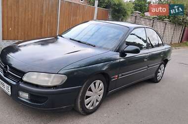 Седан Opel Omega 1996 в Луцке