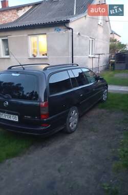 Универсал Opel Omega 2000 в 