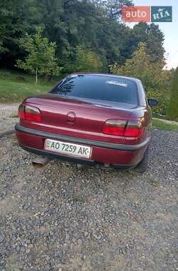Седан Opel Omega 2000 в 