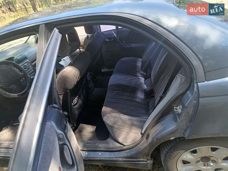 Седан Opel Omega 1994 в Павлограде