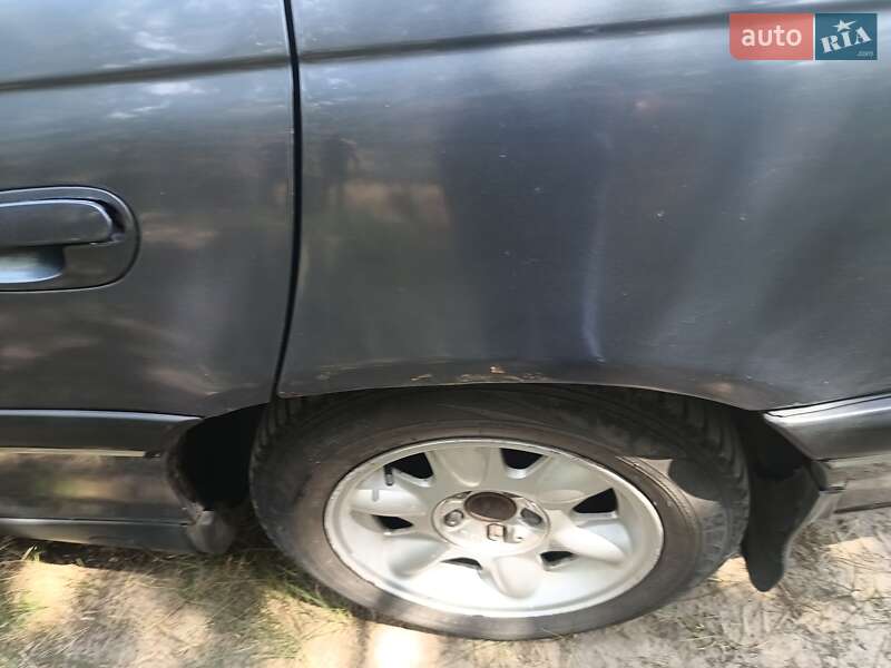 Седан Opel Omega 1994 в Павлограде