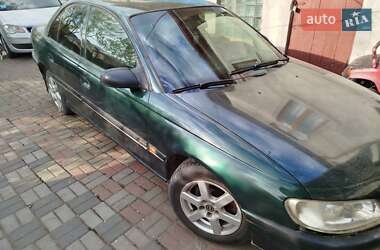 Седан Opel Omega 1995 в Городку