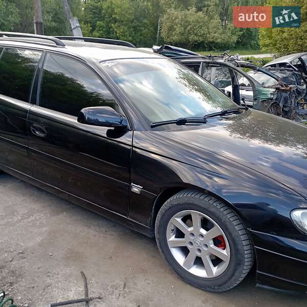 Универсал Opel Omega 2003 в Староконстантинове