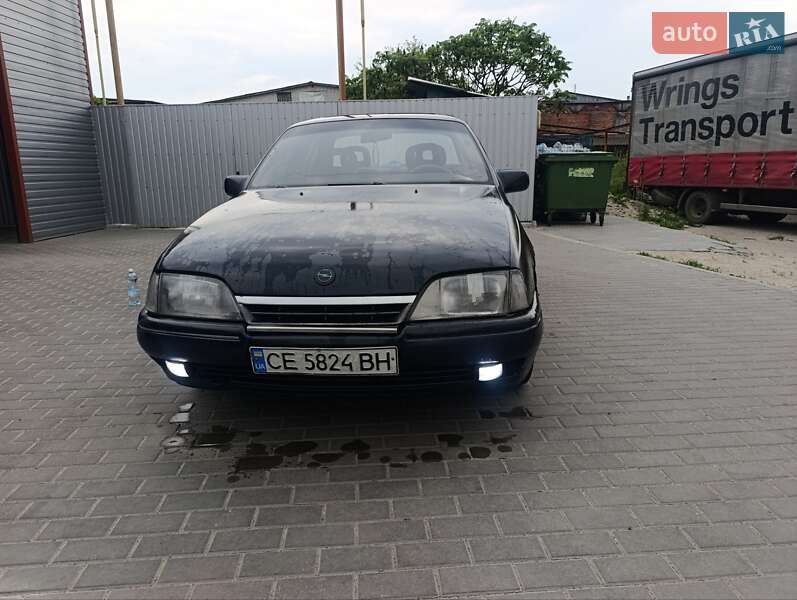 Седан Opel Omega 1990 в Сумах